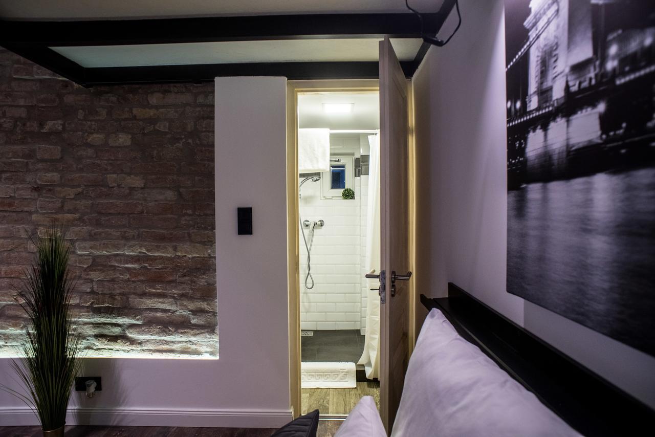 Very Stylish And Fresh Studio Home In The Center Budapest Eksteriør bilde